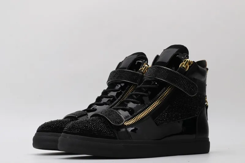 Giuseppe Zanotti Magasszárú